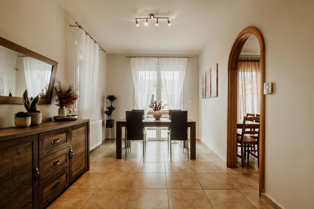Ferienhaus Akasti *